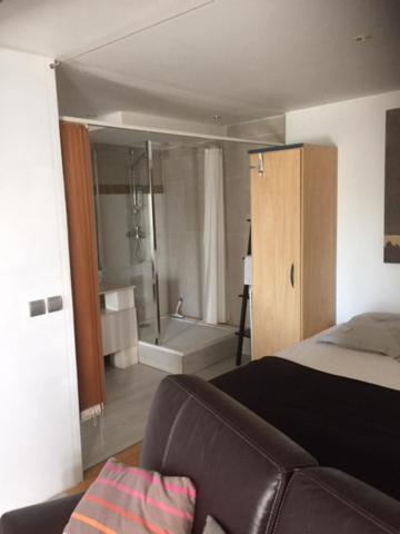 Meuble Et Equipe Bellegarde (Gard)